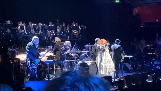 Garbage/Royal Philharmonic Orchestra - The World Is Not Enough (Royal Albert Hall London Oct 4 2022