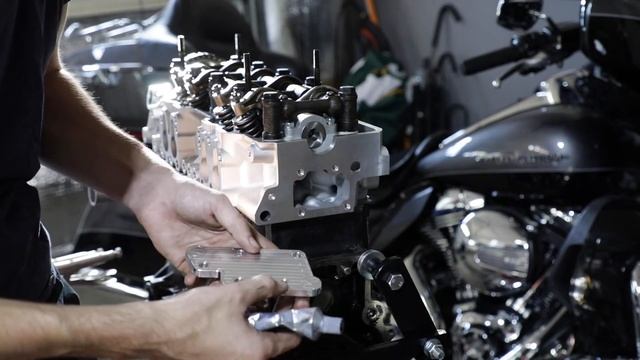 1st Gen Toyota 4Runner 22RE Engine Build PART 3 - Oil Pump & Block Sensors / Plugs смотреть онлайн