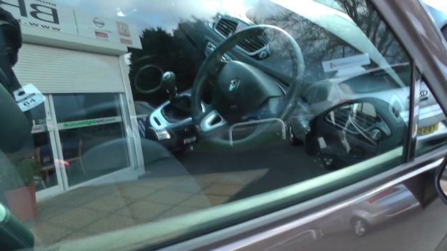 Renault Grand Scenic смотреть онлайн