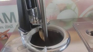 Турция там где делают настоящее мороженое из козьего молока