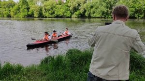 Бэкстейдж со съёмок сюжета про сплавы на байдарках для Первого канала.