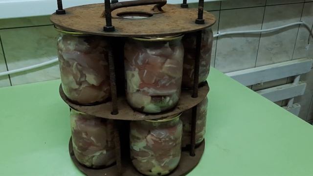 Тушёнка из курицы в автоклаве. Заготовки на зиму.Куриная тушенка в домашних условиях. СТИХиЯ. смотреть онлайн