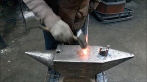 Ручная горячая ковка