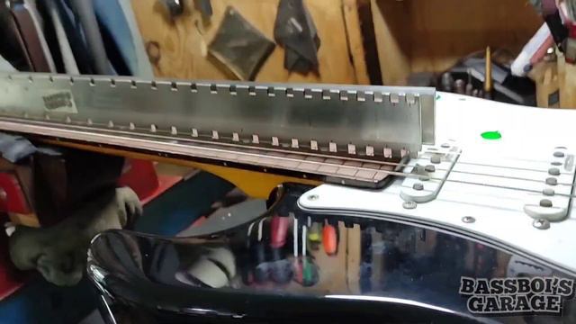 Vintage Reissued Stratocaster Mods #bassboifretworks 250 смотреть онлайн