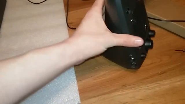 Logitech Z625 смотреть онлайн