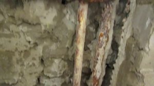 замурованное в стене отопление