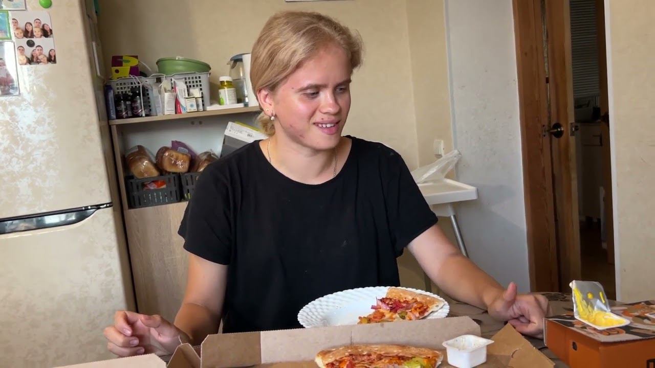 ПРИВЕЗЛИ ПОЕСТЬ. ОБРЕЗАЛИ БЕРЕЗУ. 3.08.24. смотреть онлайн