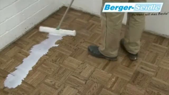 Средство по очистке и уходу за паркетом под маслом на водной основе Berger Aqua Satin Polish смотреть онлайн
