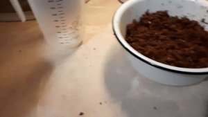 САМАЯ ПРОСТАЯ И САМАЯ УЛОВИСТАЯ СНАСТЬ СПУТНИК - БОМБОЧКА , И НАСАДКА НА КАРАСЯ , КАРПА И САЗАНА