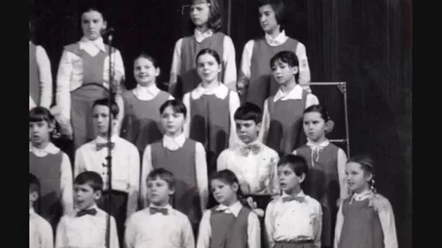 Р. Бойко "Козочка и бычок", стихи В. Викторова. Солист - Андрей Жуков смотреть онлайн