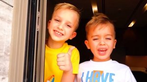 Влад и Ники строят надувной дом и другие смешные истории для детей