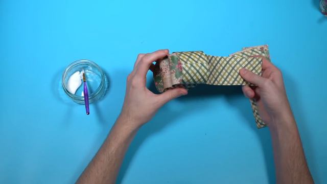 How to make a paper chain Christmas place card holder + simple paper chain tutorial - easy!