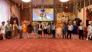 Песня "Колючий дождик" (А.  Евдотьева). Группа №10 "Солнечные зайчики"