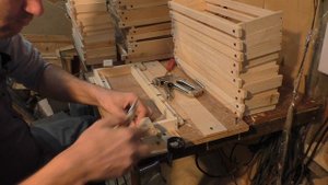 Рамка 145 Магазинная в улей или Кассетный павильон для Пчел Своими руками видео