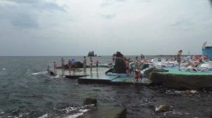 Поселок "Утес".  Обзор пляжа. В Крыму на отдыхе.