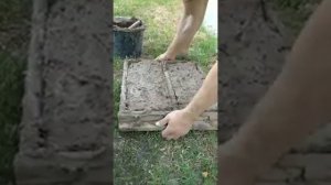 Лампачи из глины в бетономешалке.