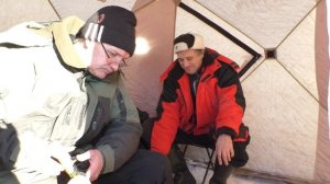 Ловим Ротана на кальмара!!! Зимняя рыбалка в Сибири.