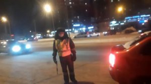 Казань 2022 год. Наглый блогер напал на несчастных Гаишников.