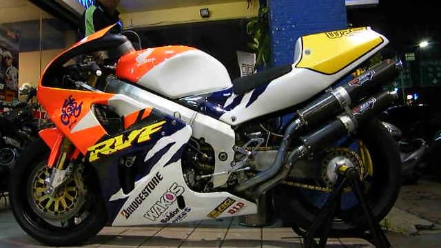 HONDA RC45 HRC смотреть онлайн