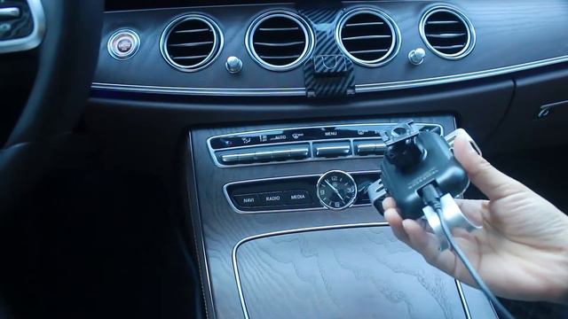 For Mercedes-Benz E Class Phone Holder  Car Air Vent Mobile Phone Cellphone Holder Wireless Charger смотреть онлайн