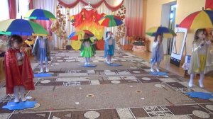 Танец с зонтиками "В руки зонтики мы взяли....."в детском саду (ср. гр. 4-5 лет)