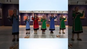 Выступление ансамбля Этнокультурного центра 'Люди Ых миф' (Люди Сахалина)