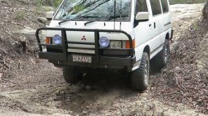Mitsubishi l300 4wd van blue mountains