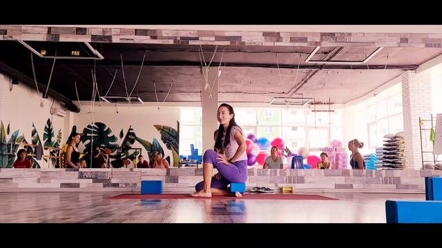 Yoga Practice Скручивания 20.08.02 #йогапрактика#йога айенгара