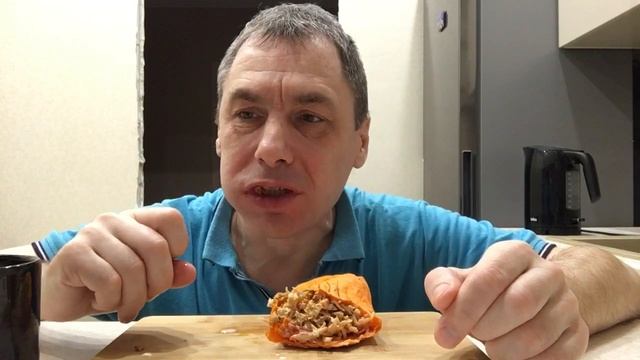 МУКБАНГ/ ШАУРМА В СЫРНОМ ЛАВАШЕ смотреть онлайн