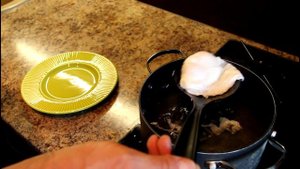 Как приготовить яйца пашот