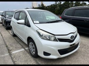 Забрали с СВХ Toyota Vitz