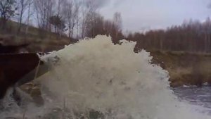 Сброс воды Бурковская плотина.Пидрсы срезали дамбу на металлом