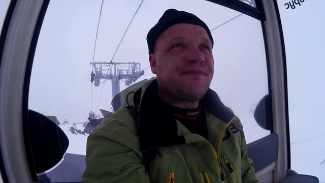 Эльбрус 6 -11 апреля 2022, день второй. На склоне метель. смотреть онлайн