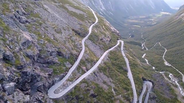 автодорога Лестница Троллей ,Норвегия смотреть онлайн