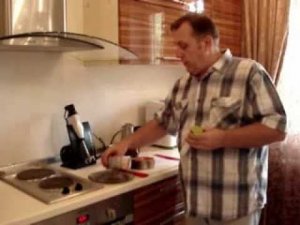 Стейк из форели под соусом Терияки.