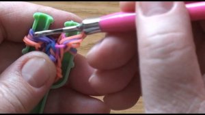 браслет АРИАДНА из резинок на рогатке