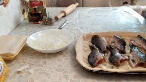 Рыбный пирог из карася