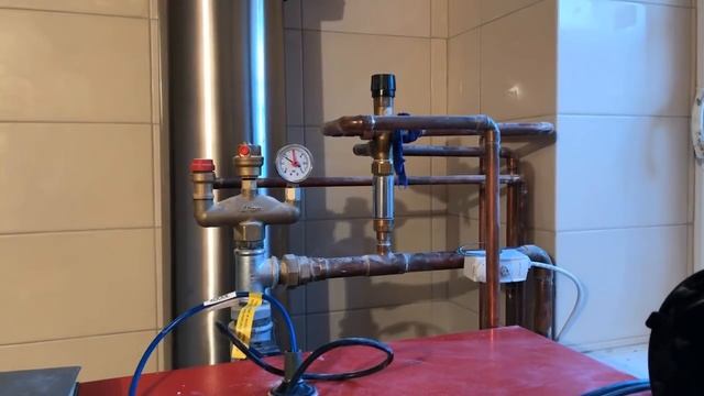 Обзор маленькой, но УМНОЙ котельной частного дома! смотреть онлайн