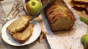 Кекс с яблочными дольками на кефире