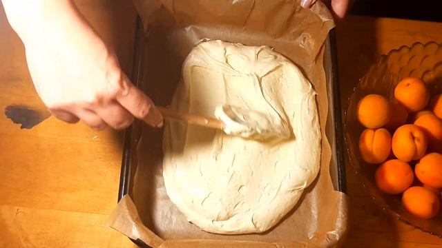 Пирог с творогом и абрикосами. Простой и вкусный.