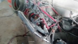 Suzuki rf400r поставил глушитель, радиатор и залил тосол.