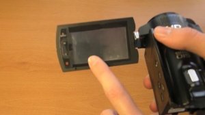 Unboxing: Samsung HMX-H200 HD Camcorder