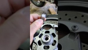 Замена подшипников колеса Yamaha xj 900 diversion