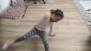 Вводное занятие по брейк-дансу для детей 4-5 лет.