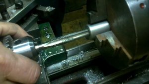 Метчик 12х2 трапеция, левый( для гайки на ТВ 4)