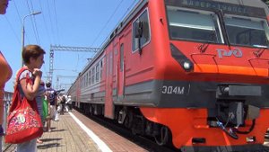 Встреча 2ЭС4К-141 с ЭД4М-0440