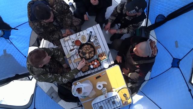 В ТАЙГУ НА ЧЁРНЫЕ ОЗЕРА! ТРУДОВОЙ ЖИВЕЦ \ ВЫСТАВИЛИ 50 ЖЕРЛИЦ, ЧТО БУДЕТ? ЗАКРЫТИЕ ЗИМНЕГО СЕЗОНА! смотреть онлайн