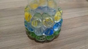 Поделка Ваза из пластиковой бутылки / Поделка из пластиковой баночки от йогурта