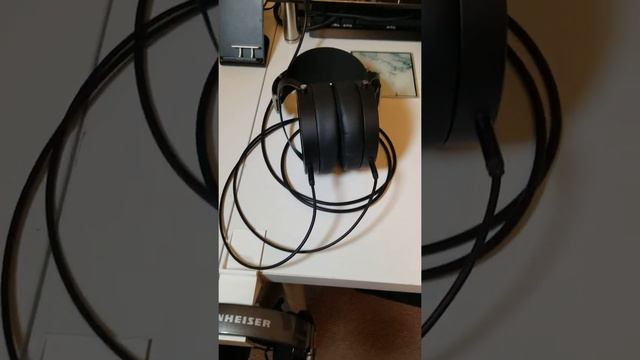 Quick headphone tour смотреть онлайн