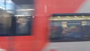 Ласточка прибывает на станцию Кутузовская. ЭС2Г. #ласточка #мцк